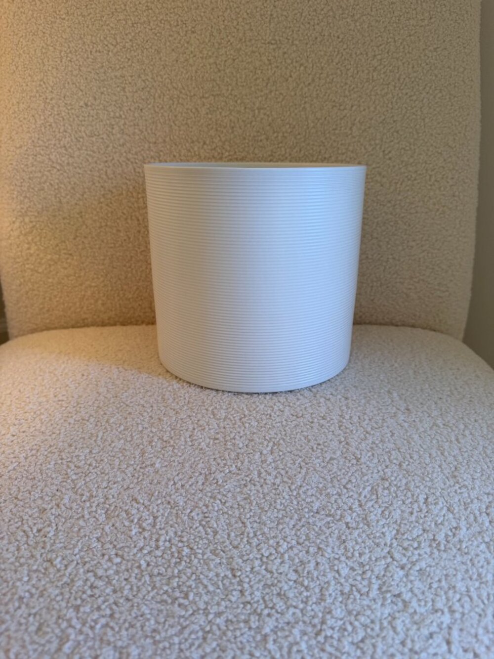 NWT! Ribbed Ceramic Round Planter Pot